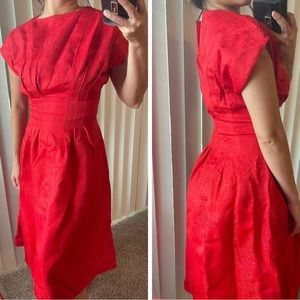 Gloria Vanderbilt vintage 50s style red dress